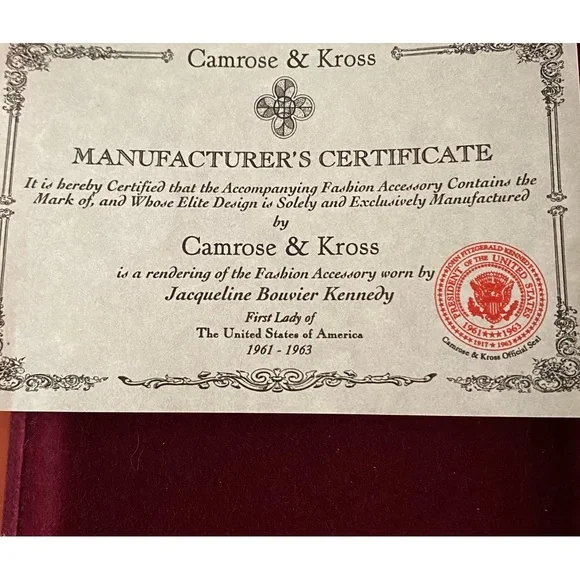 Camrose and Kross JBK Collection Faux Pearl Necklace +Box and COA - Picture 5 of 17